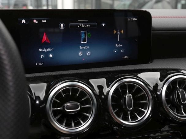 Mercedes-Benz CLA 200 d SB AMG MBUX Navi-Prem. EasyP Keyless