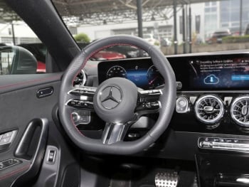 Mercedes-Benz CLA 200 d SB AMG MBUX Navi-Prem. EasyP Keyless