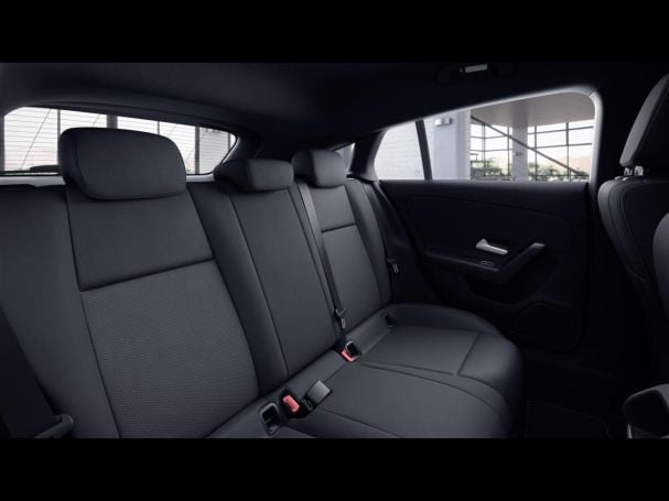 Mercedes-Benz CLA 200 d SB MBUX Navi+ AHK SpurP Parkassistent Mercedes-Benz CLA 200 d SB MBUX Navi+ AHK SpurP Parkassistent