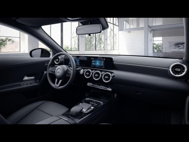 Mercedes-Benz CLA 200 d SB MBUX Navi+ AHK SpurP Parkassistent Mercedes-Benz CLA 200 d SB MBUX Navi+ AHK SpurP Parkassistent