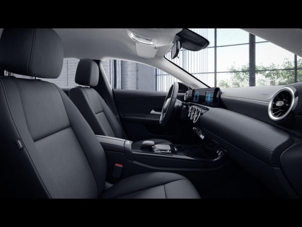 Mercedes-Benz CLA 200 d SB MBUX Navi Kamera Spurhalte-Assist Mercedes-Benz CLA 200 d SB MBUX Navi Kamera Spurhalte-Assist
