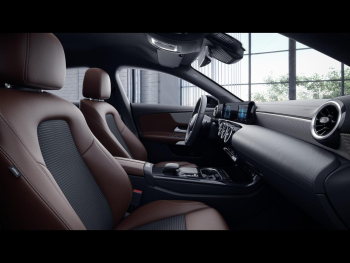 Mercedes-Benz CLA 200 d SB Progressive MBUX Navi Distronic