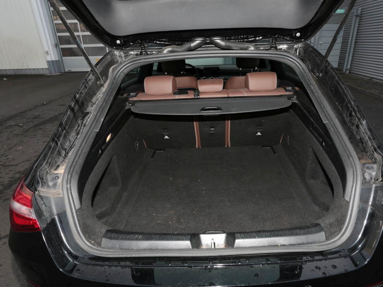 Mercedes-Benz CLA 200 d SB Progressive MBUX Navi Distronic