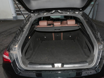 Mercedes-Benz CLA 200 d SB Progressive MBUX Navi Distronic