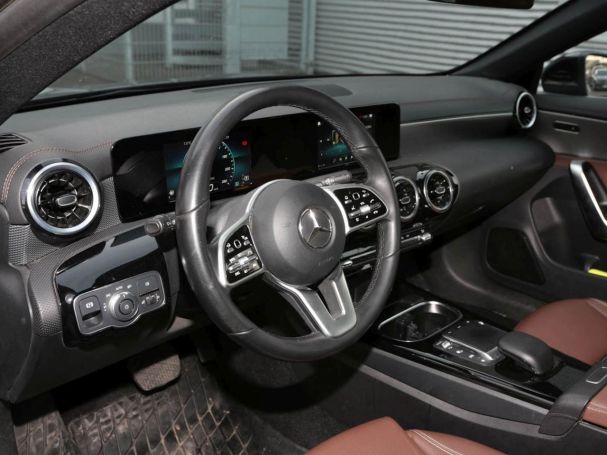 Mercedes-Benz CLA 200 d SB Progressive MBUX Navi Distronic