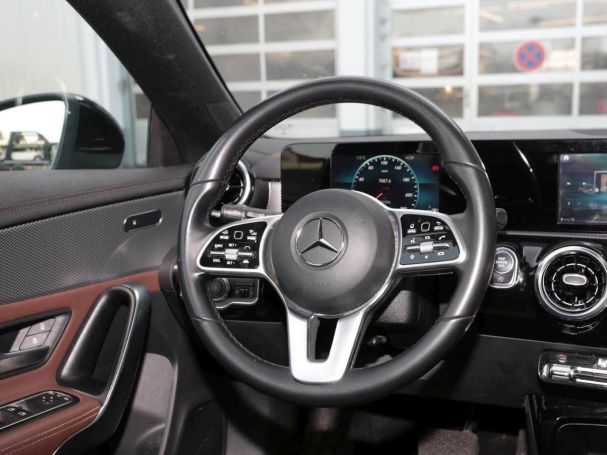 Mercedes-Benz CLA 200 d SB Progressive MBUX Navi Distronic