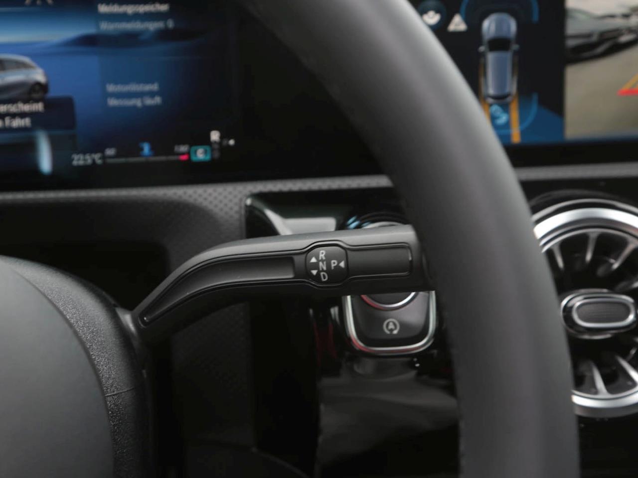 Mercedes-Benz CLA 200 d Shooting Brake AMG Night Panorama AHK