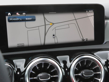 Mercedes-Benz CLA 200 d Shooting Brake AMG Night Panorama AHK