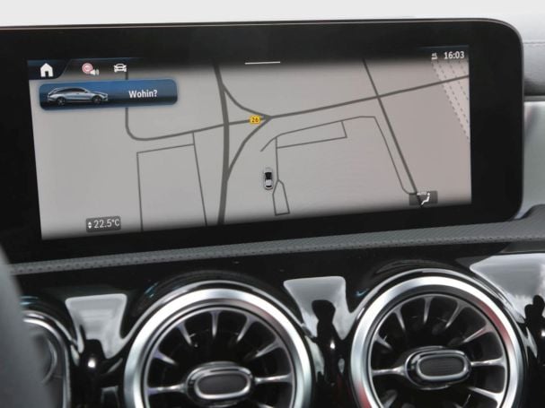 Mercedes-Benz CLA 200 d Shooting Brake AMG Night Panorama AHK