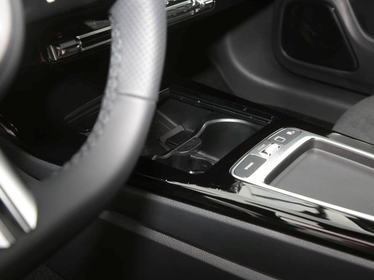 Mercedes-Benz CLA 200 d Shooting Brake AMG Night Panorama AHK