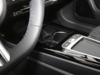 Mercedes-Benz CLA 200 d Shooting Brake AMG Night Panorama AHK