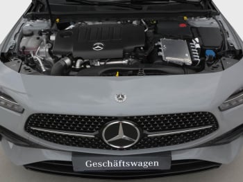 Mercedes-Benz CLA 200 d Shooting Brake AMG Night Panorama AHK