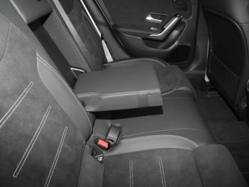 Mercedes-Benz CLA 200 d Shooting Brake AMG Night Panorama AHK