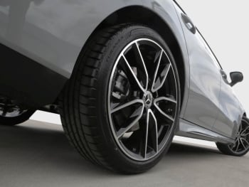 Mercedes-Benz CLA 200 d Shooting Brake AMG Night Panorama AHK