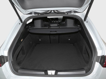 Mercedes-Benz CLA 200 d Shooting Brake AMG Night Panorama AHK