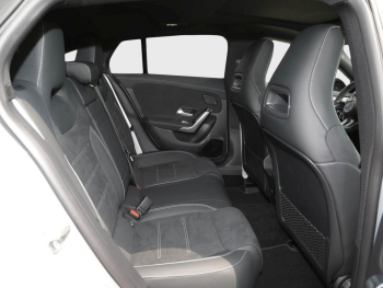 Mercedes-Benz CLA 200 d Shooting Brake AMG Night Panorama AHK