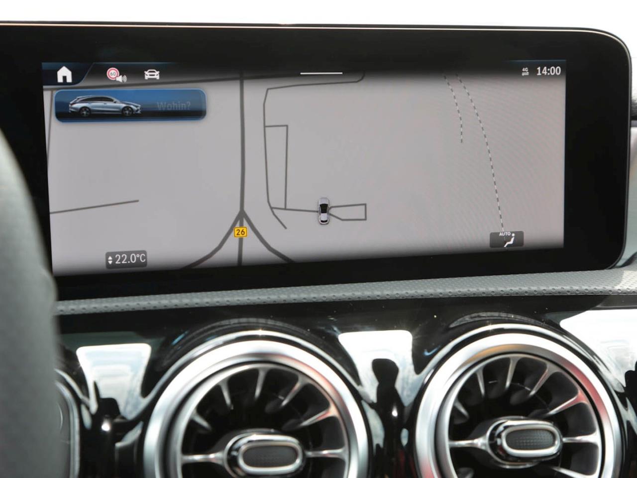 Mercedes-Benz CLA 200 d Shooting Brake AMG Night Panorama AHK