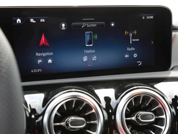 Mercedes-Benz CLA 200 d Shooting Brake AMG Night Panorama AHK