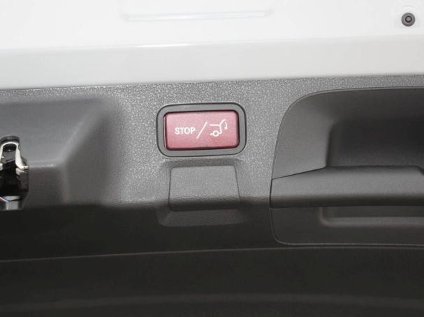 Mercedes-Benz CLA 200 d Shooting Brake AMG Night Panorama AHK