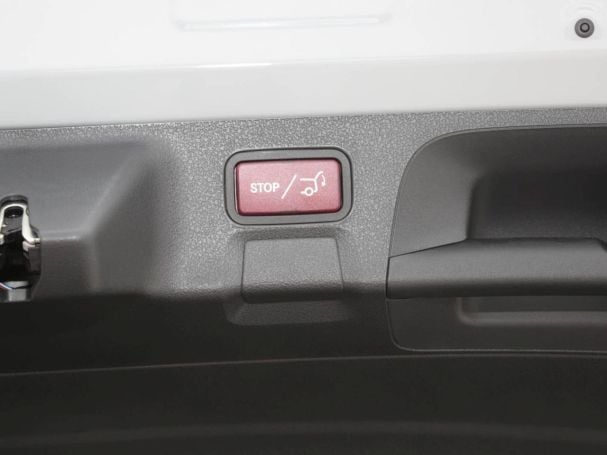 Mercedes-Benz CLA 200 d Shooting Brake AMG Night Panorama AHK