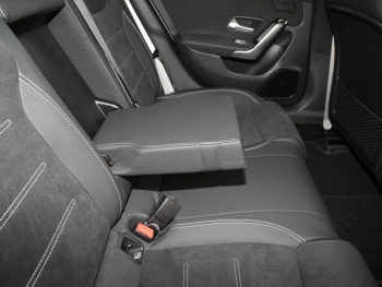 Mercedes-Benz CLA 200 d Shooting Brake AMG Night Panorama AHK