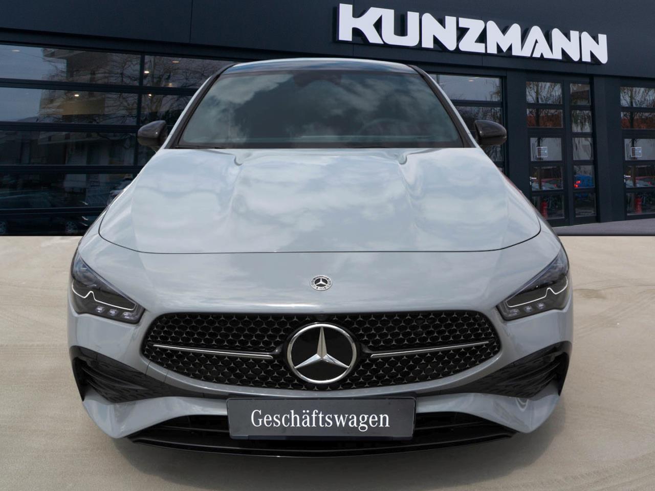 Mercedes-Benz CLA 200 d Shooting Brake AMG Night Panorama AHK
