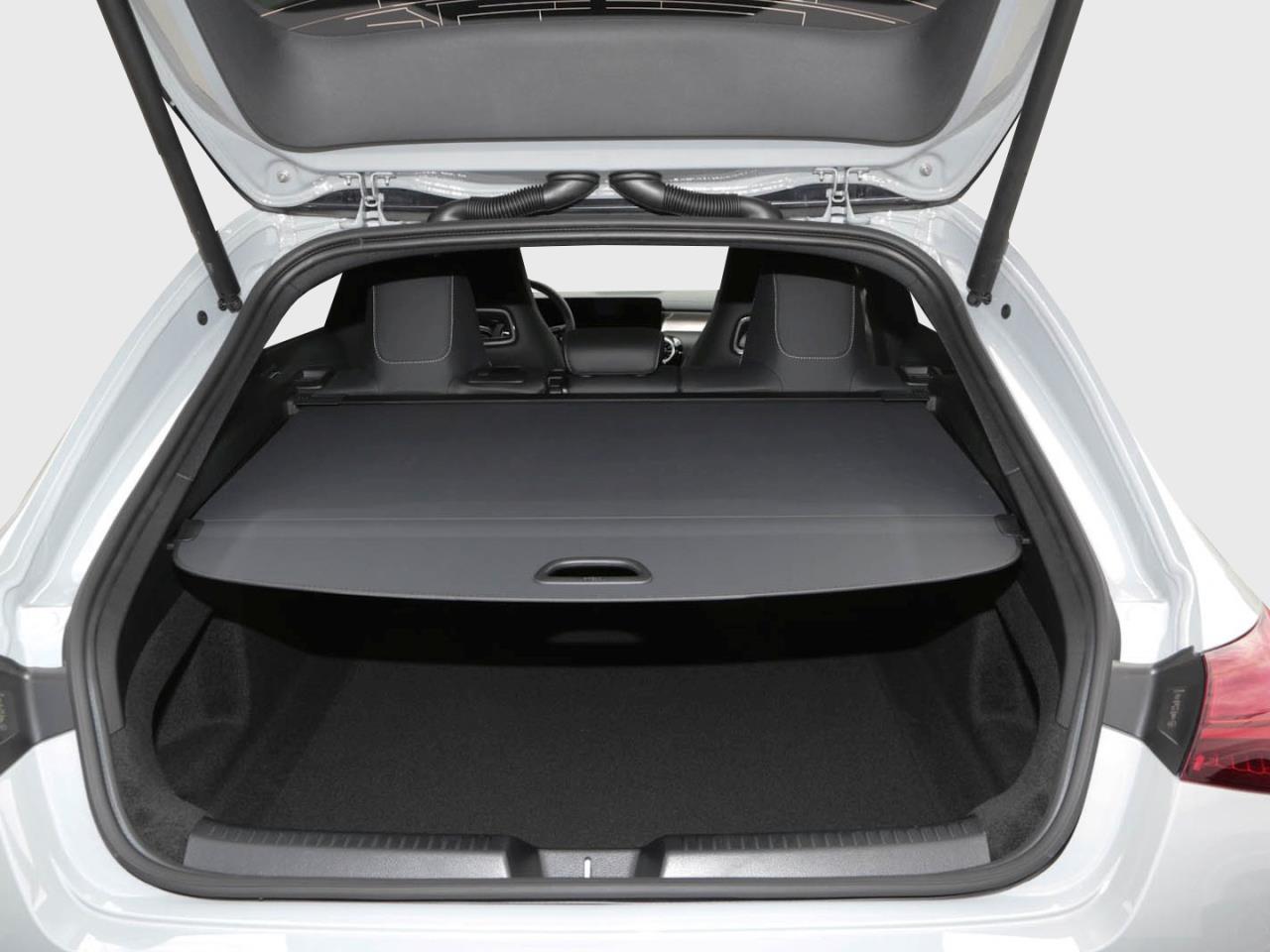 Mercedes-Benz CLA 200 d Shooting Brake AMG Night Panorama AHK