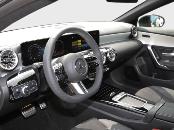 Mercedes-Benz CLA 200 d Shooting Brake AMG Night Panorama AHK