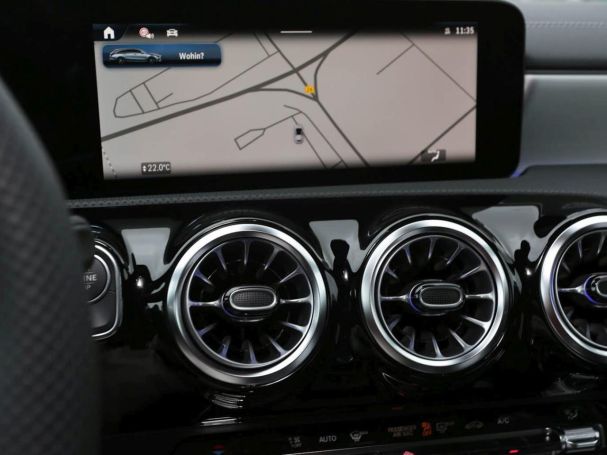 Mercedes-Benz CLA 200 d Shooting Brake AMG Night Kamera AHK