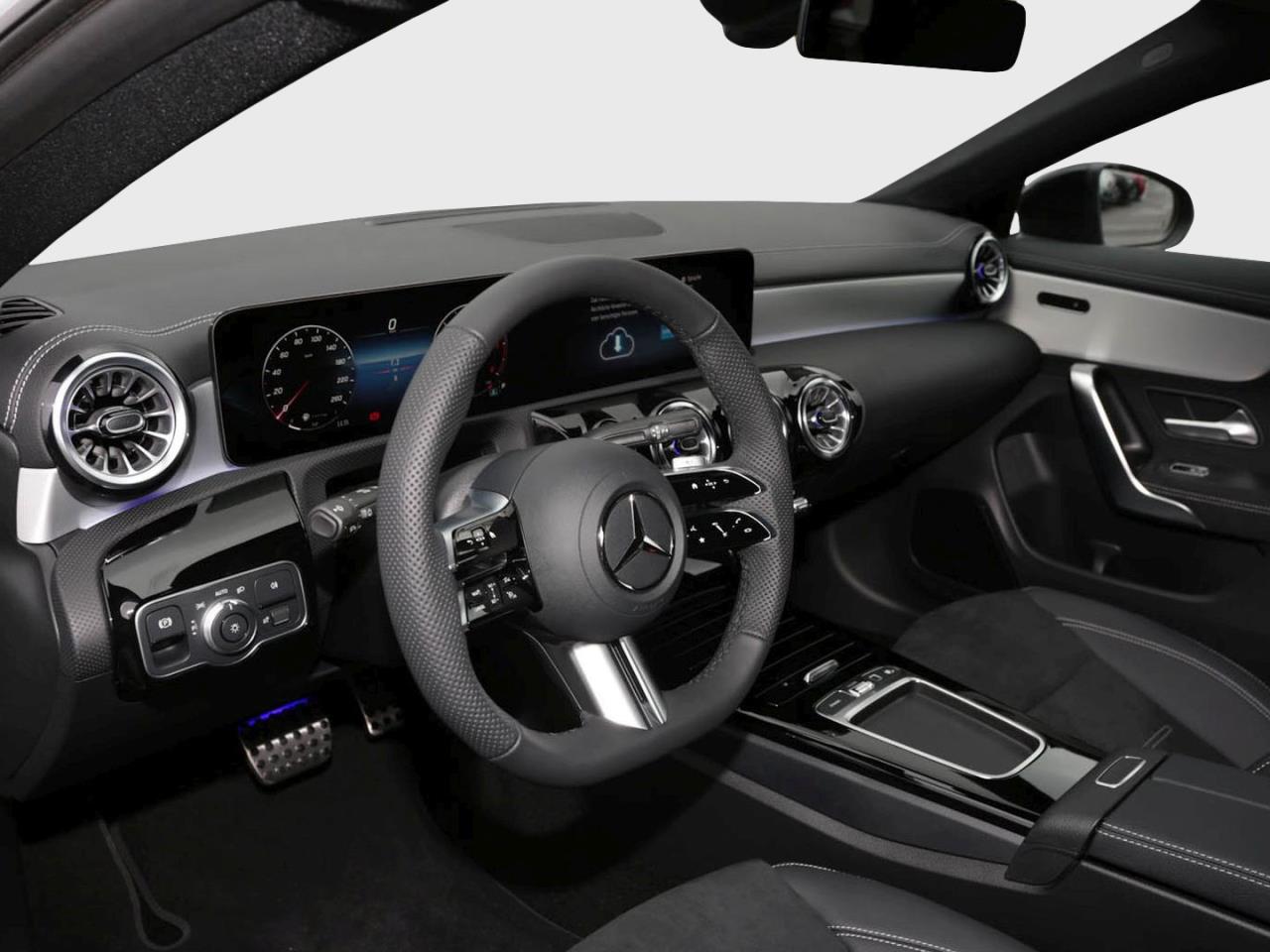 Mercedes-Benz CLA 200 d Shooting Brake AMG Night Kamera AHK