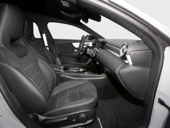 Mercedes-Benz CLA 200 d Shooting Brake AMG Night Kamera AHK