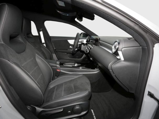 Mercedes-Benz CLA 200 d Shooting Brake AMG Night Kamera AHK