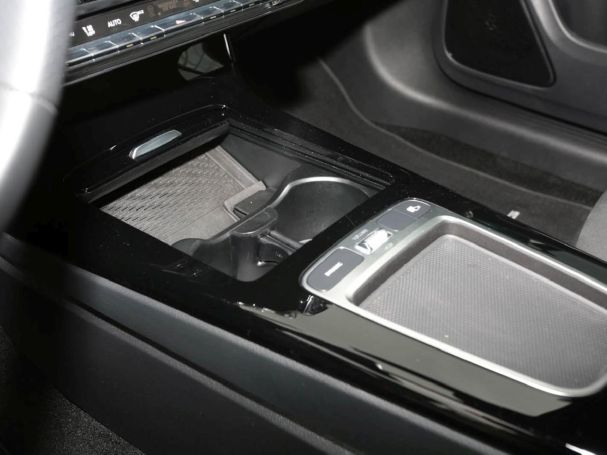 Mercedes-Benz CLA 200 SB AMG MBUX Navi-Prem Panorama SpurH 360° Mercedes-Benz CLA 200 SB AMG MBUX Navi-Prem Panorama SpurH 360°