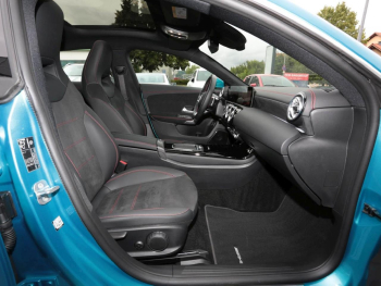 Mercedes-Benz CLA 200 SB AMG MBUX Navi-Prem Panorama SpurH 360°