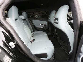 Mercedes-Benz CLA 200 SB AMG Panorama Distronic Memory Park-P