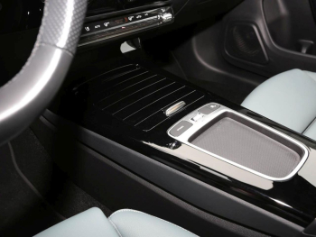 Mercedes-Benz CLA 200 SB AMG Panorama Distronic Memory Park-P