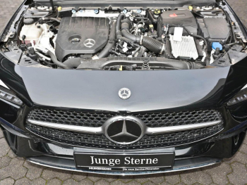 Mercedes-Benz CLA 200 SB AMG Panorama Distronic Memory Park-P