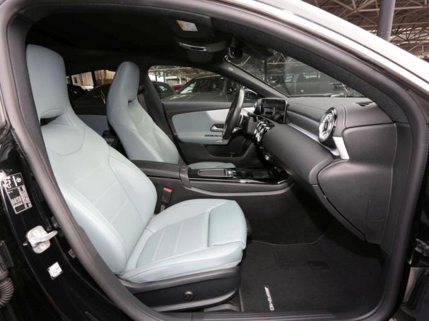 Mercedes-Benz CLA 200 SB AMG Panorama Distronic Memory Park-P
