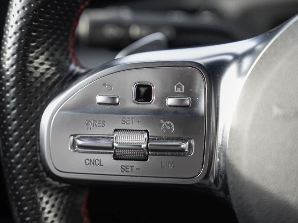 Mercedes-Benz CLA 200 SB AMG Night MBUX Navi EasyP Ambiente