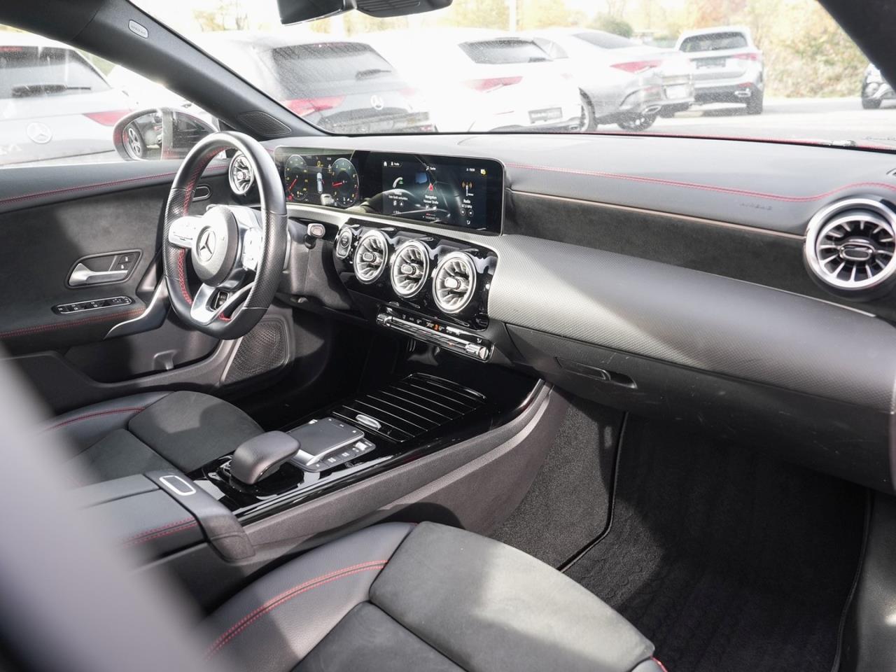 Mercedes-Benz CLA 200 SB AMG Night MBUXNavi+ Kamera Easy-Pack