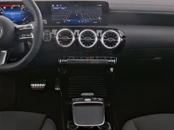 Mercedes-Benz CLA 200 SB AMG Night Panorama Kamera Easy-P AHK