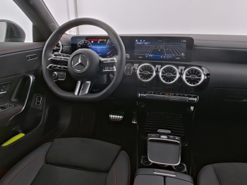 Mercedes-Benz CLA 200 SB AMG Night Panorama Kamera Easy-P AHK