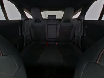 Mercedes-Benz CLA 200 SB AMG Night Panorama Kamera Easy-P AHK