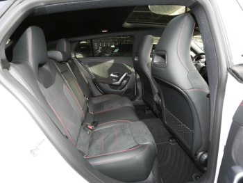 Mercedes-Benz CLA 200 SB AMG Night Panorama Distronic 360°