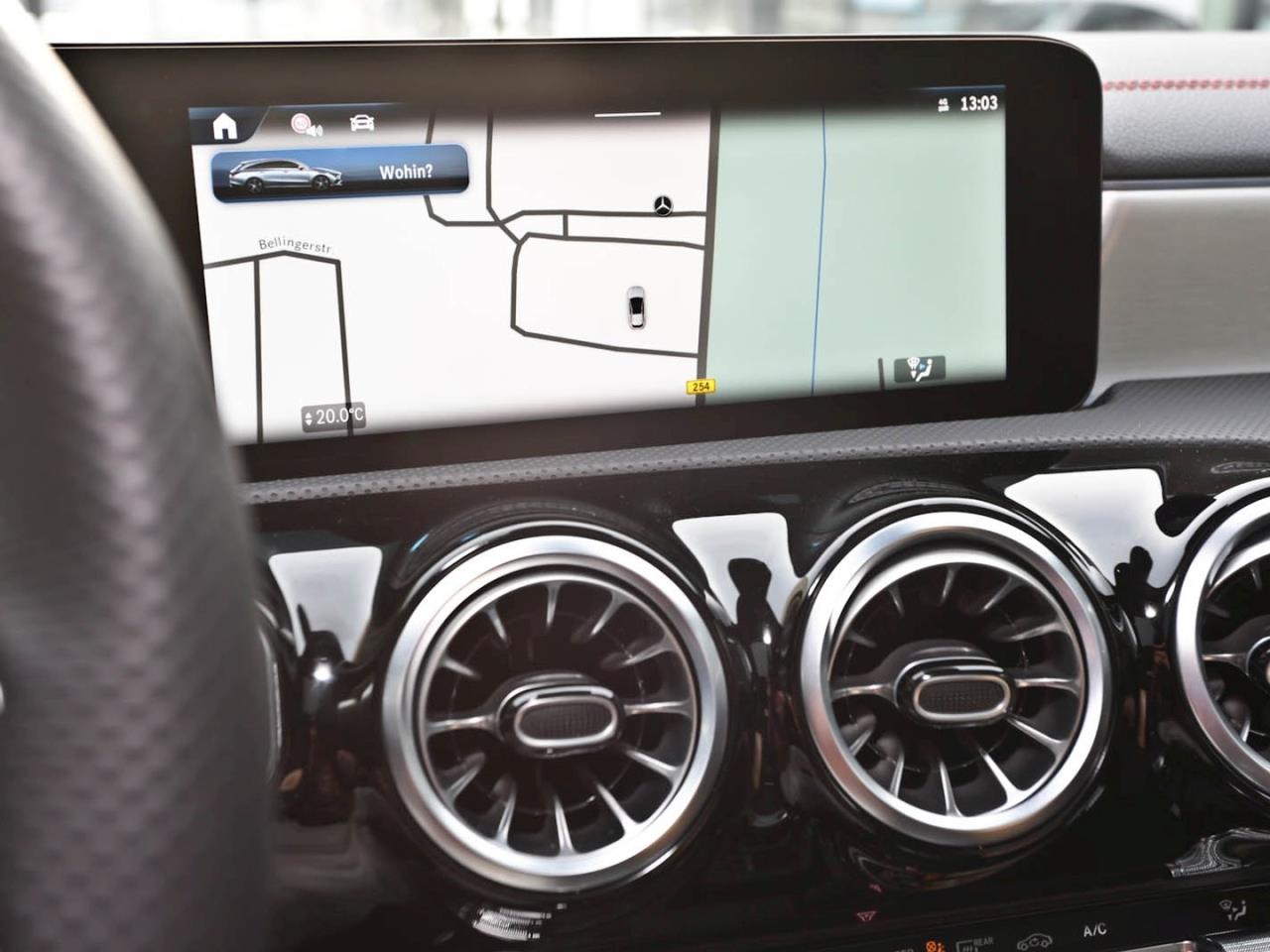 Mercedes-Benz CLA 200 SB AMG Night Panorama Distronic 360°