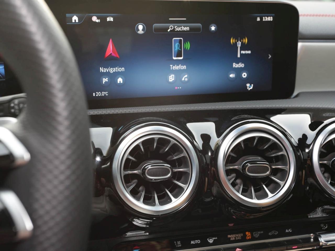 Mercedes-Benz CLA 200 SB AMG Night Panorama Distronic 360°