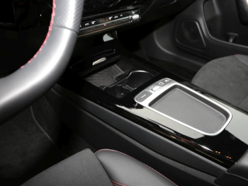 Mercedes-Benz CLA 200 SB AMG Night Panorama Distronic 360°