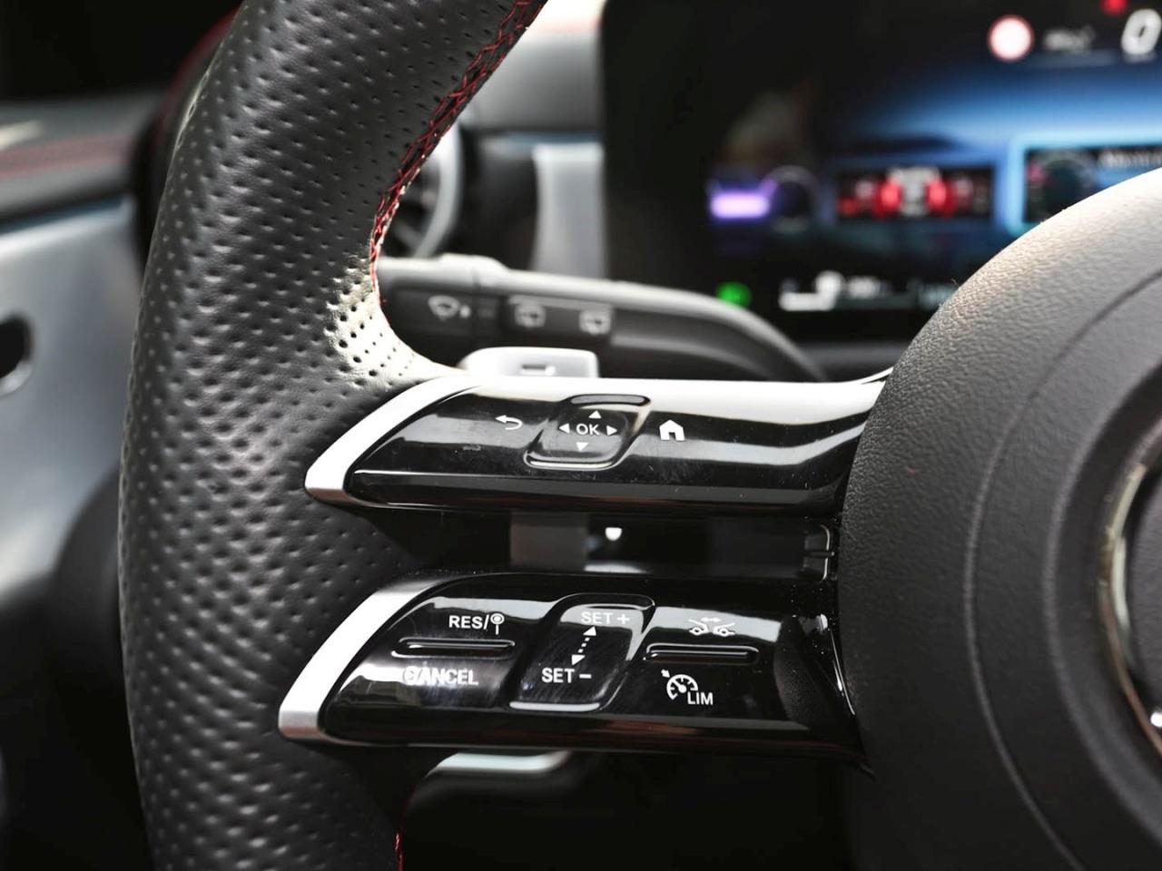 Mercedes-Benz CLA 200 SB AMG Night Panorama Distronic 360°