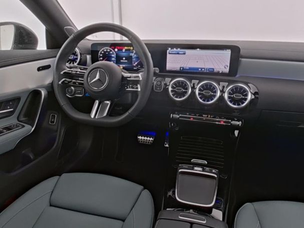 Mercedes-Benz CLA 200 SB AMG Night Panorama Distronic Kamera