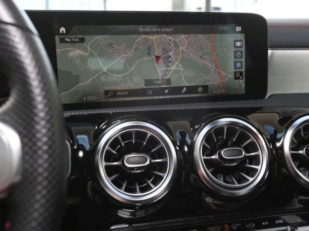 Mercedes-Benz CLA 200 Shooting Brake AMG MBUX Navi Distronic Mercedes-Benz CLA 200 Shooting Brake AMG MBUX Navi Distronic